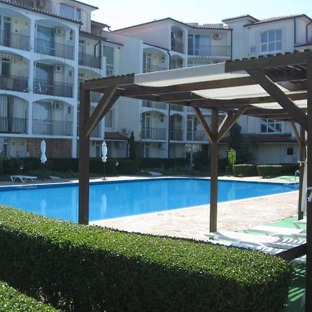 Apartment Rutland Ravda Esterno foto