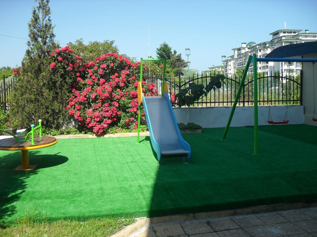 Apartment Rutland Ravda Esterno foto