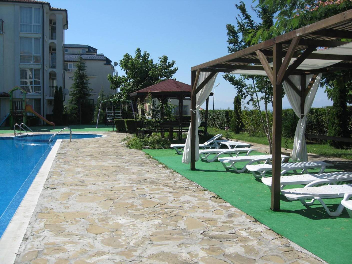 Apartment Rutland Ravda Esterno foto