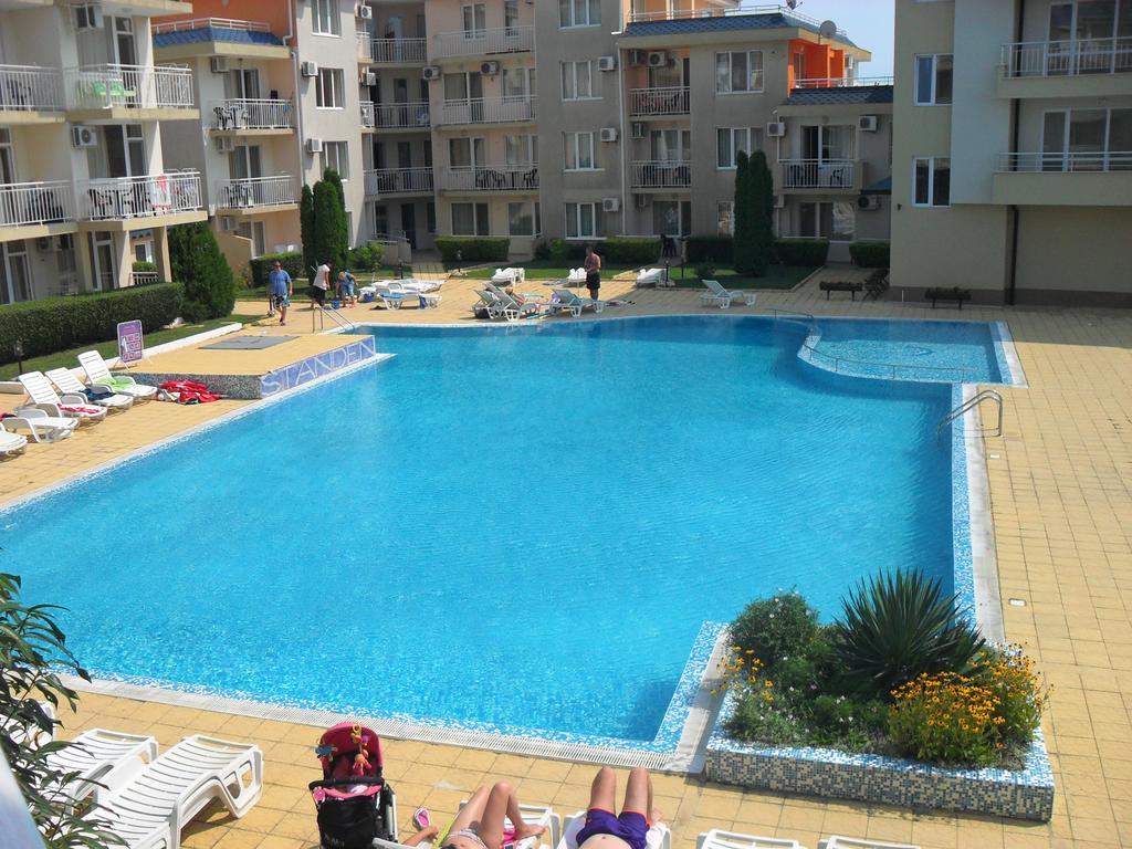 Apartment Rutland Ravda Esterno foto