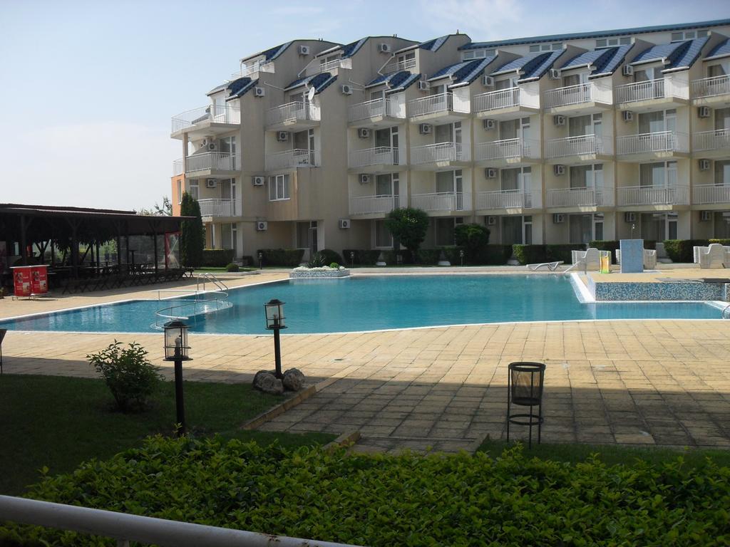 Apartment Rutland Ravda Esterno foto
