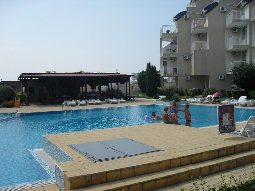 Apartment Rutland Ravda Esterno foto