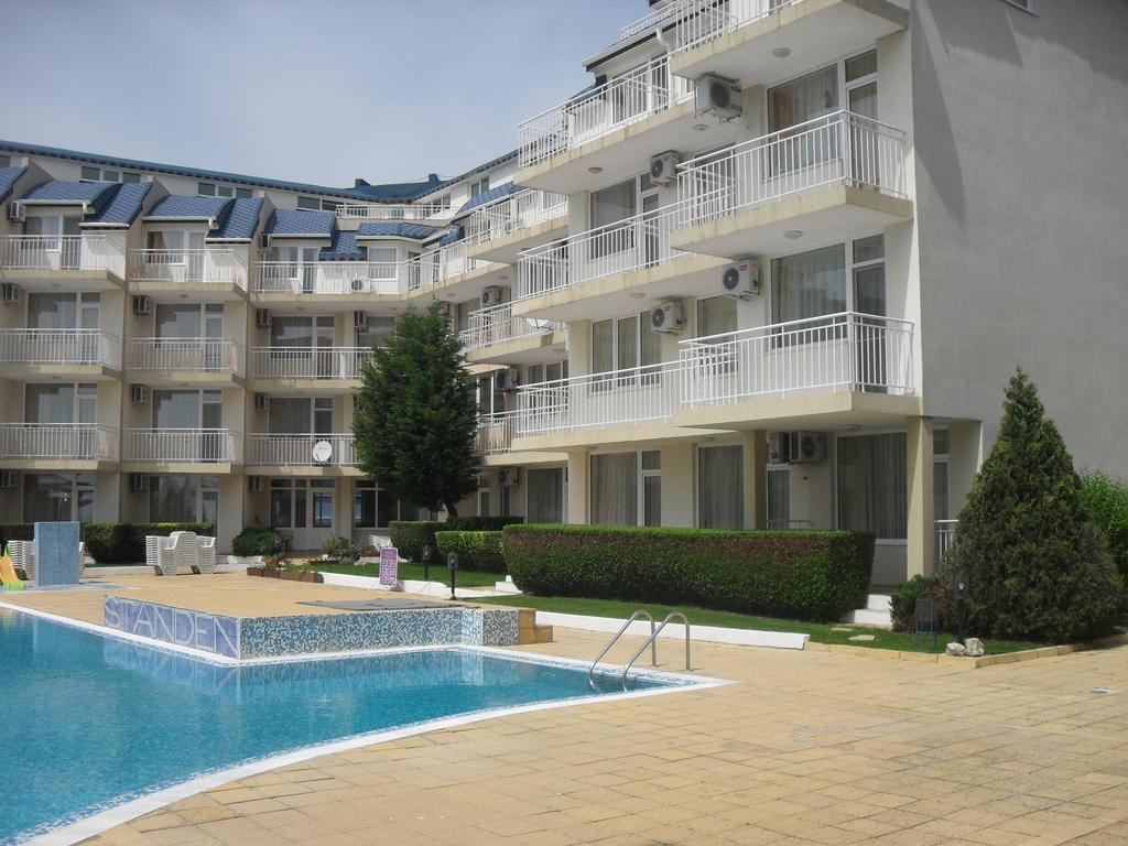 Apartment Rutland Ravda Esterno foto