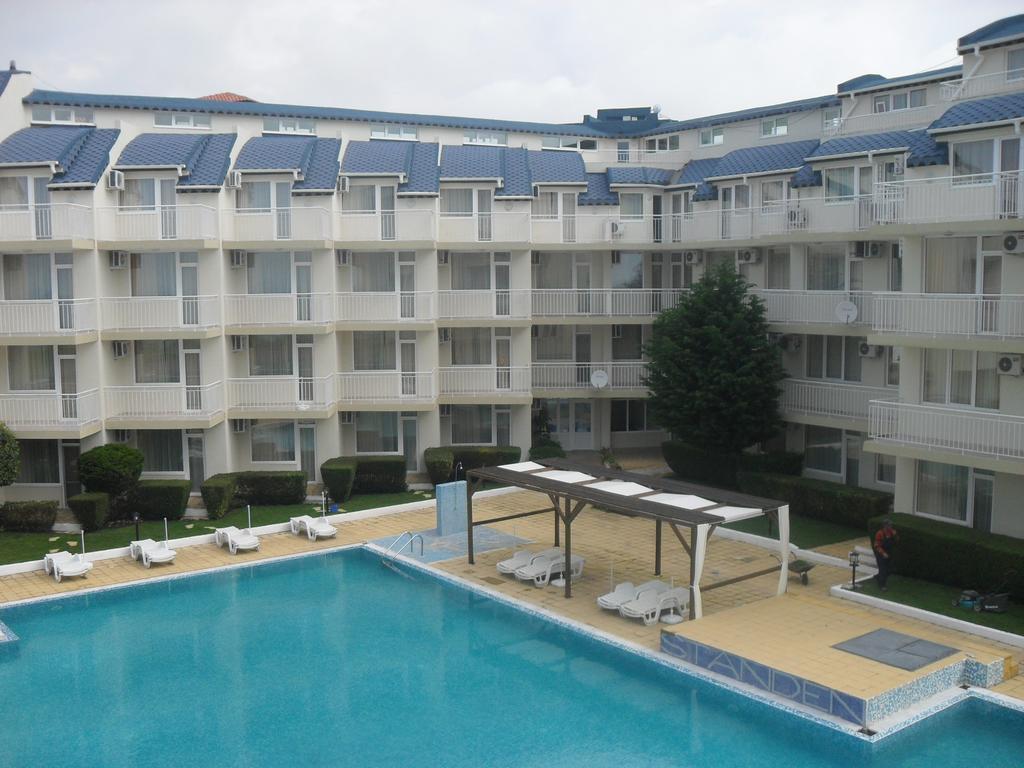 Apartment Rutland Ravda Esterno foto