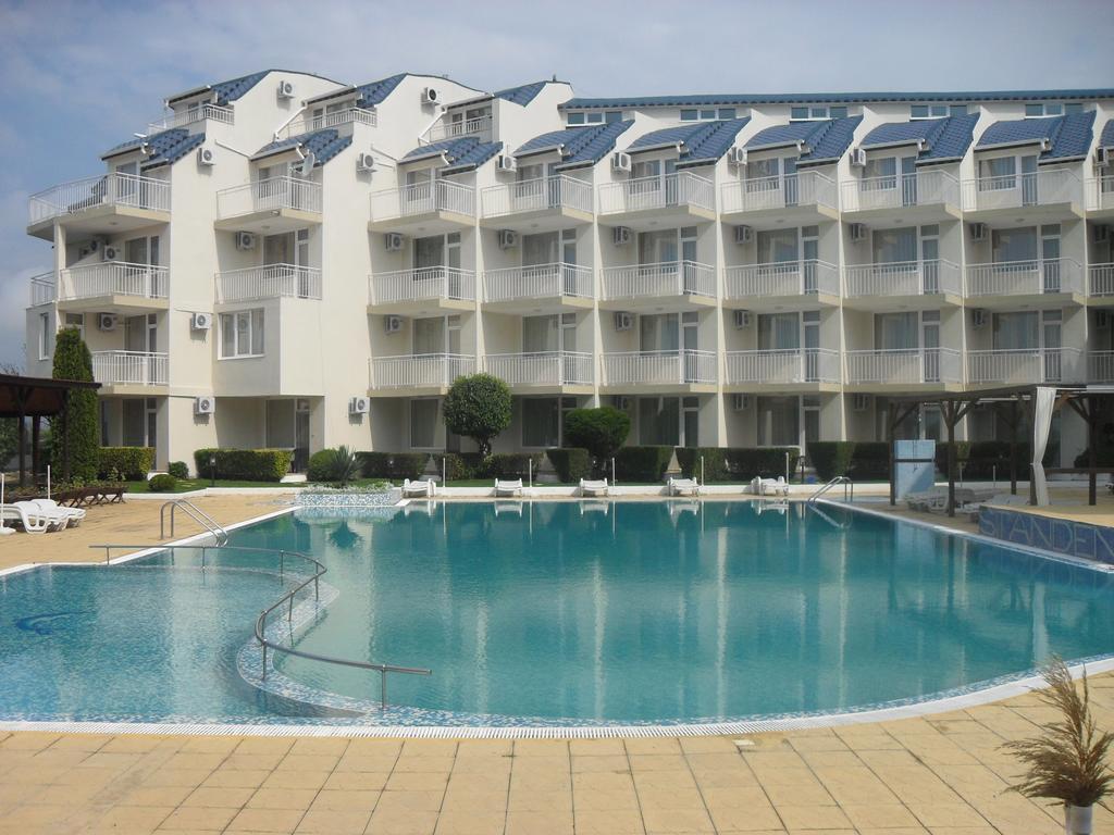 Apartment Rutland Ravda Esterno foto