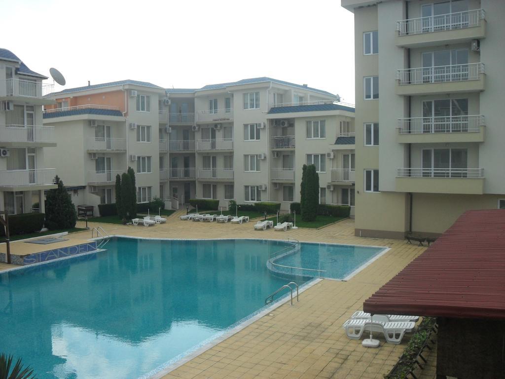 Apartment Rutland Ravda Esterno foto