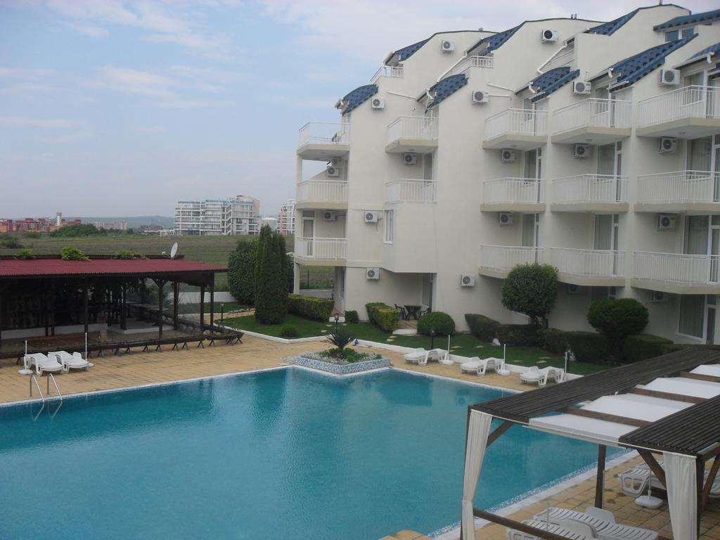 Apartment Rutland Ravda Esterno foto