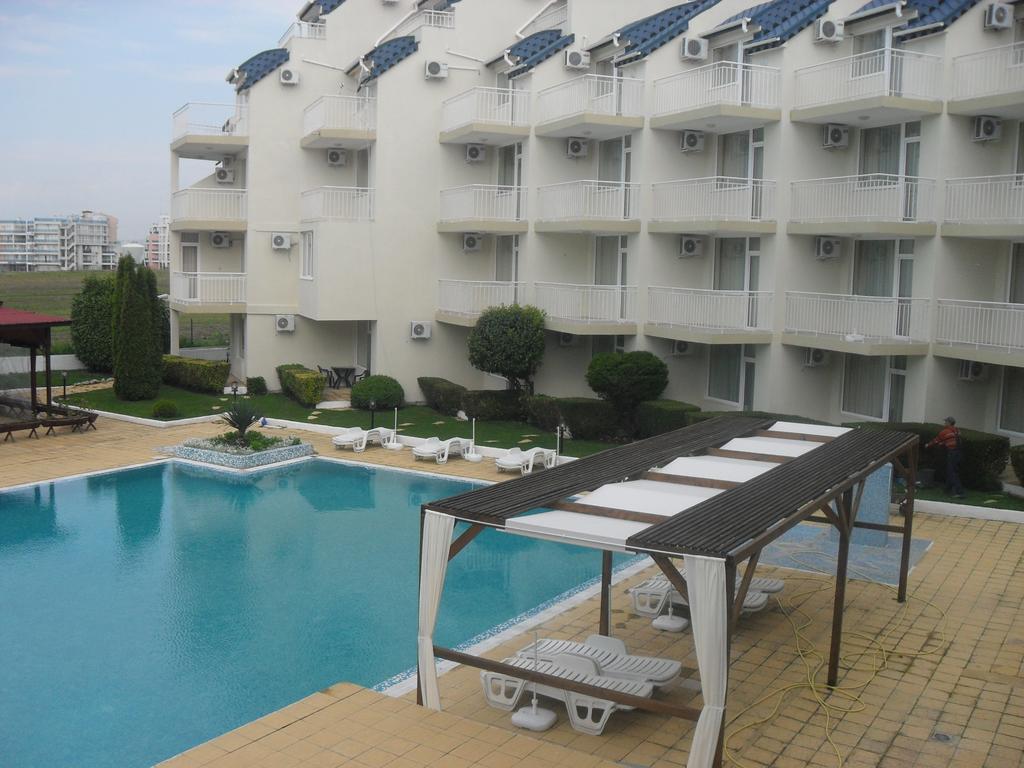Apartment Rutland Ravda Esterno foto