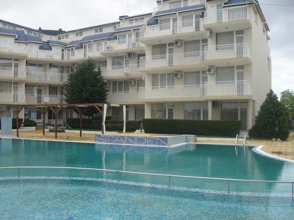 Apartment Rutland Ravda Esterno foto